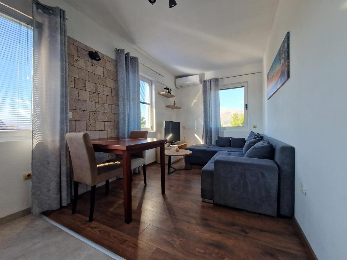 Urban Solo Suites Split Bagian luar foto