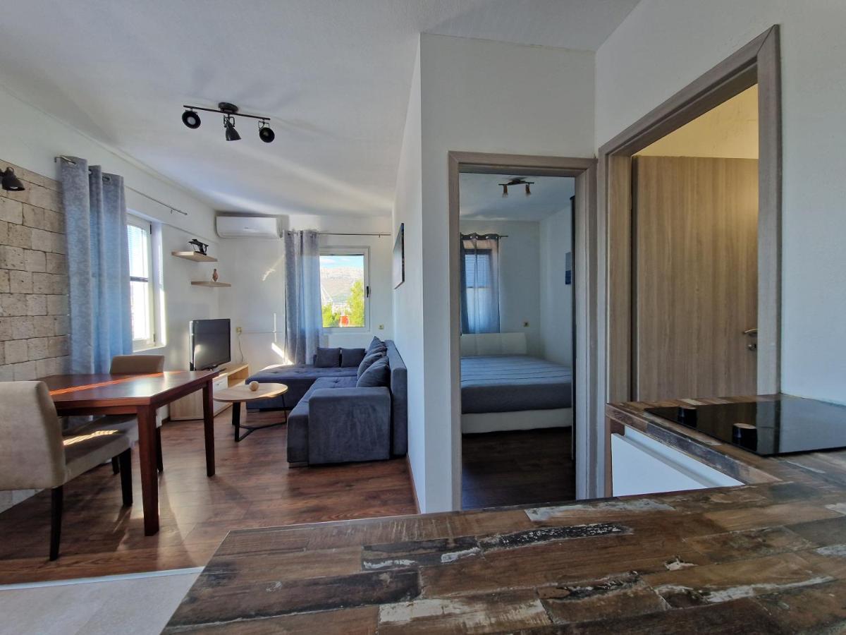 Urban Solo Suites Split Bagian luar foto